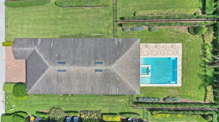 Image No.44-6 Bed Property for sale