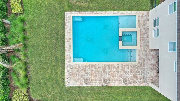 Image No.49-6 Bed Property for sale