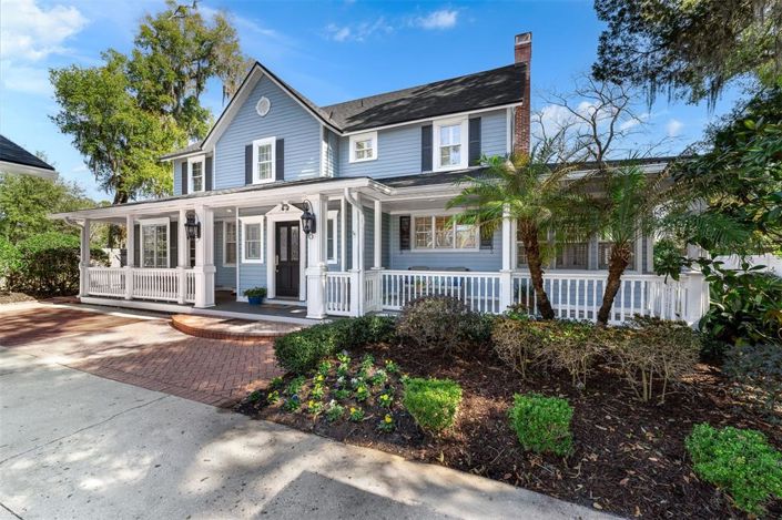 Image No.2-5 Bed Property for sale