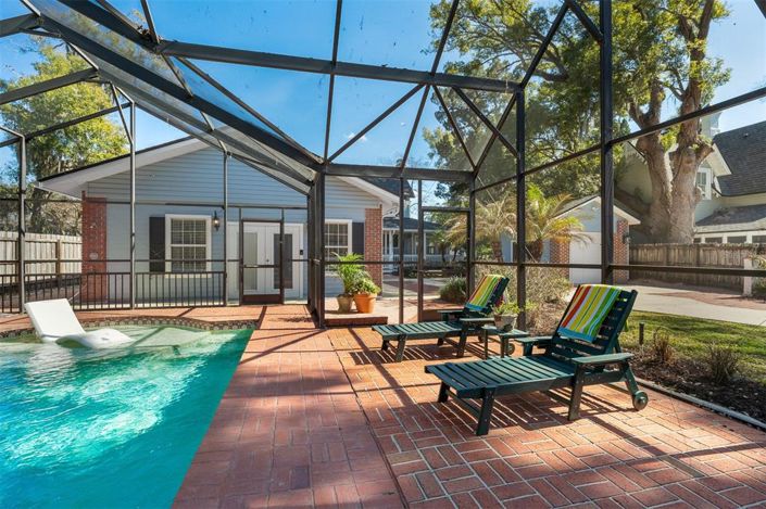 Image No.34-5 Bed Property for sale