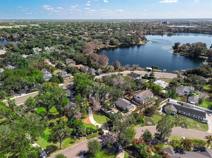 Image No.42-5 Bed Property for sale