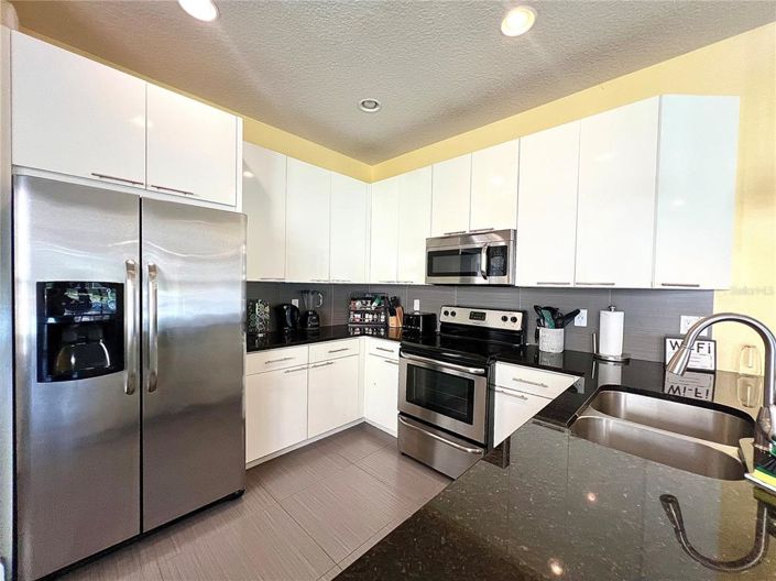 Image No.9-3 Bed Townhouse for sale