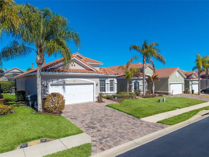 Image No.2-Propriété de 4 chambres à vendre à Davenport