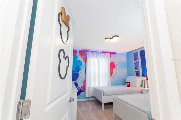 Image No.31-7 Bed Property for sale