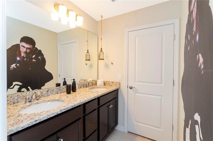 Image No.41-7 Bed Property for sale