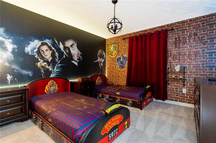 Image No.42-7 Bed Property for sale