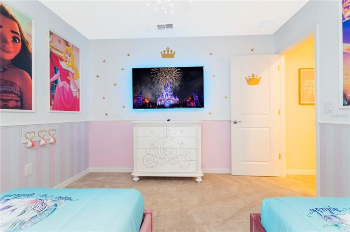 Image No.52-7 Bed Property for sale