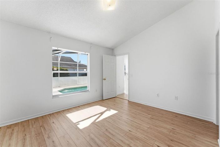 Image No.22-3 Bed Property for sale