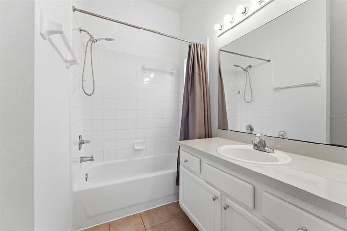 Image No.30-3 Bed Property for sale