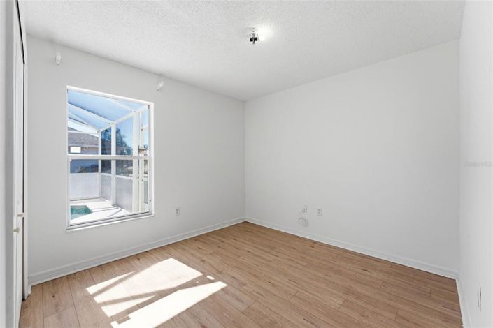 Image No.34-3 Bed Property for sale