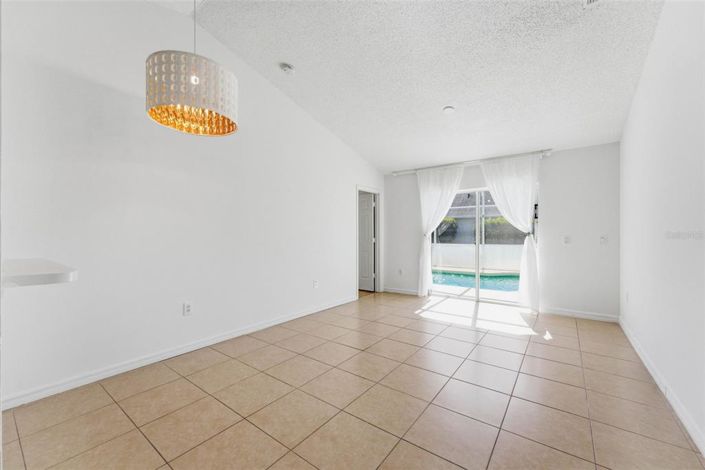 Image No.6-3 Bed Property for sale