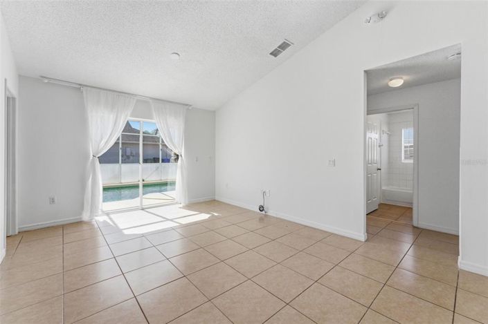 Image No.9-3 Bed Property for sale