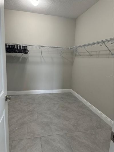 Image No.28-4 Bed Property for sale