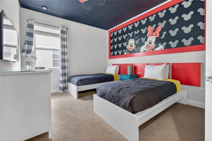 Image No.5-11 Bed Property for sale