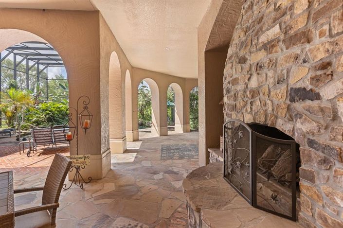 Image No.43-5 Bed Property for sale