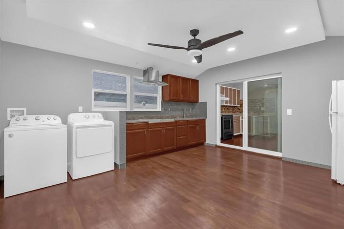 Image No.14-3 Bed Property for sale