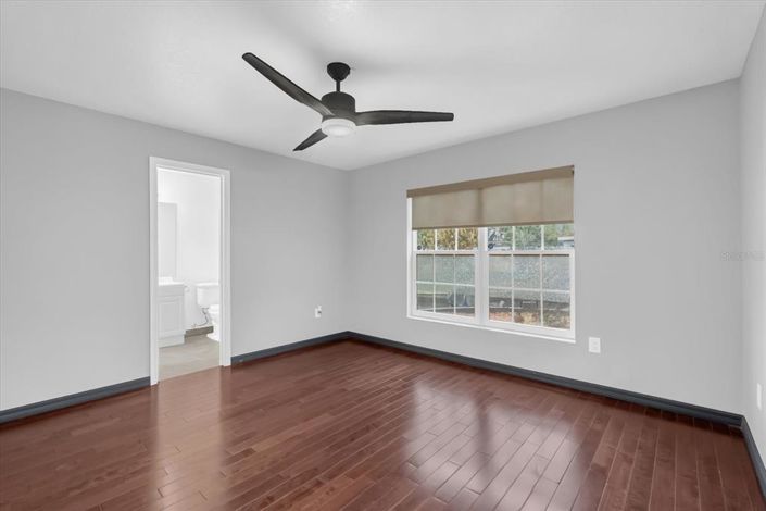 Image No.22-3 Bed Property for sale