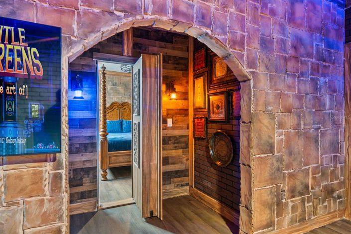 Image No.11-5 Bed Property for sale