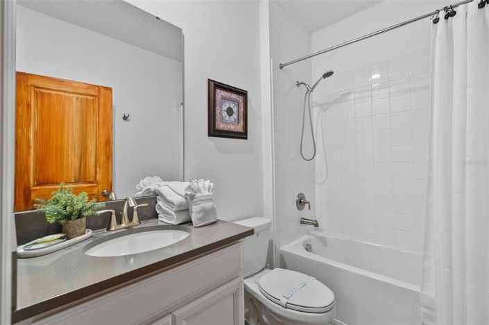 Image No.14-5 Bed Property for sale