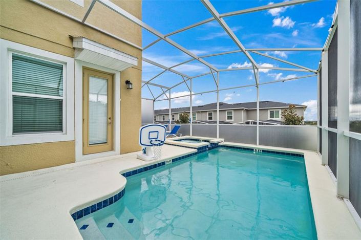 Image No.42-5 Bed Property for sale