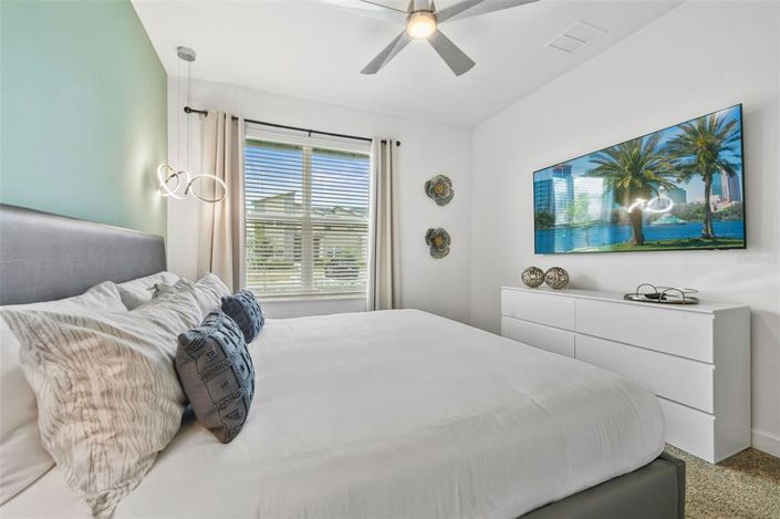 Image No.56-5 Bed Property for sale