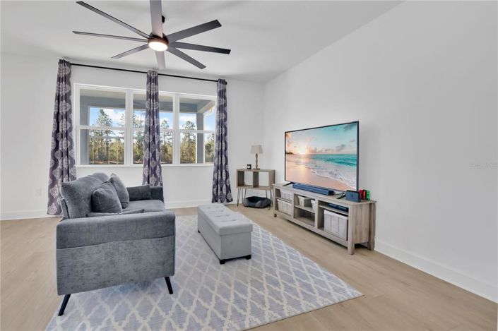 Image No.5-4 Bed Property for sale