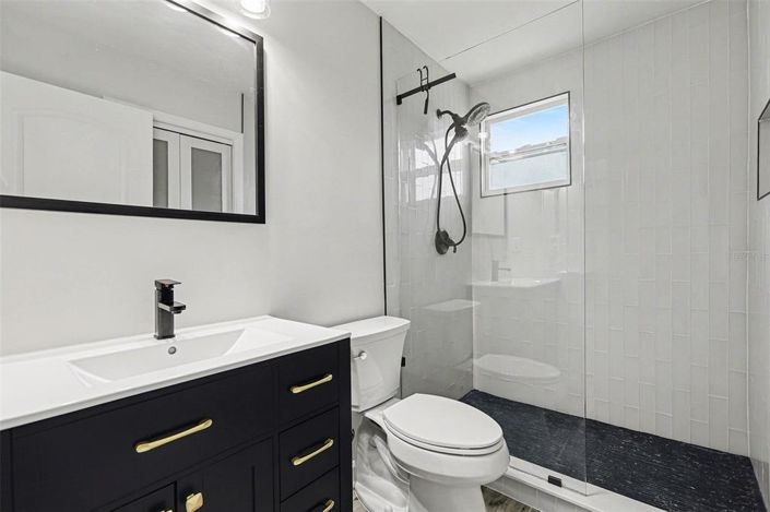 Image No.23-5 Bed Property for sale