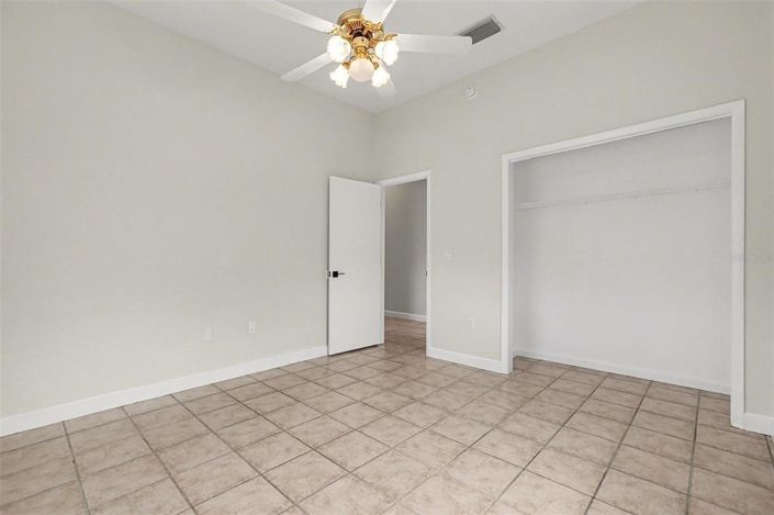 Image No.24-5 Bed Property for sale