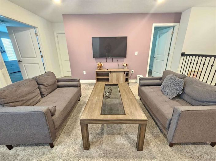 Image No.29-8 Bed Property for sale