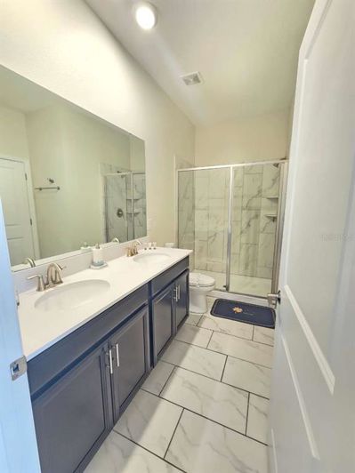 Image No.36-8 Bed Property for sale