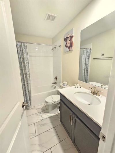 Image No.38-8 Bed Property for sale