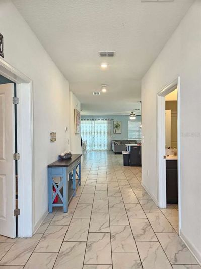 Image No.4-8 Bed Property for sale