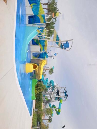 Image No.52-8 Bed Property for sale