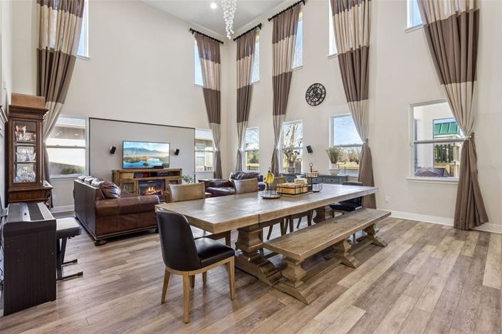 Image No.10-Propriété de 4 chambres à vendre à Windermere