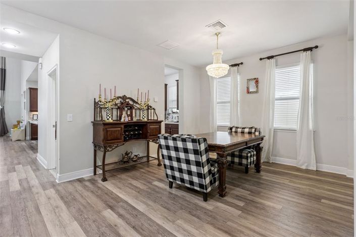 Image No.6-Propriété de 4 chambres à vendre à Windermere