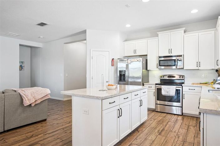 Image No.11-4 Bed Property for sale