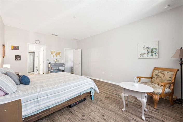 Image No.15-4 Bed Property for sale