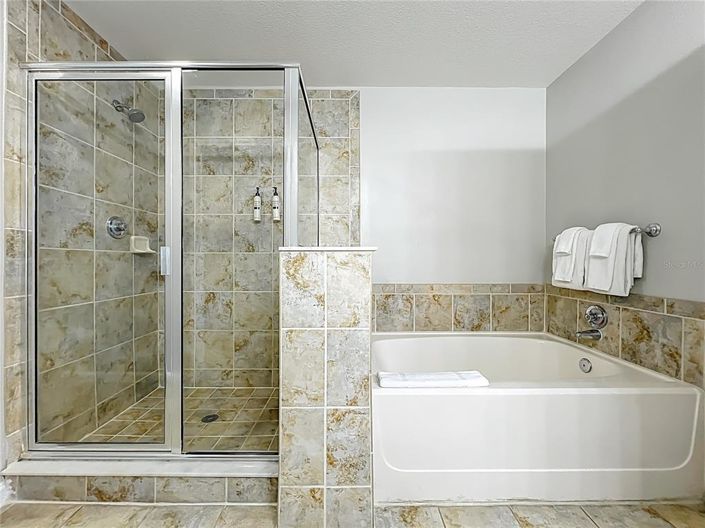 Image No.40-2 Bed Property for sale