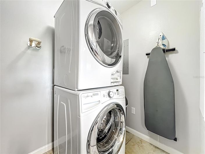 Image No.42-2 Bed Property for sale