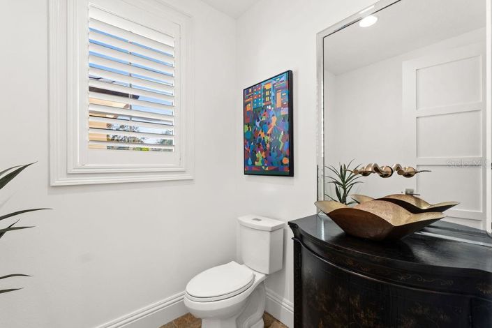 Image No.22-5 Bed Property for sale