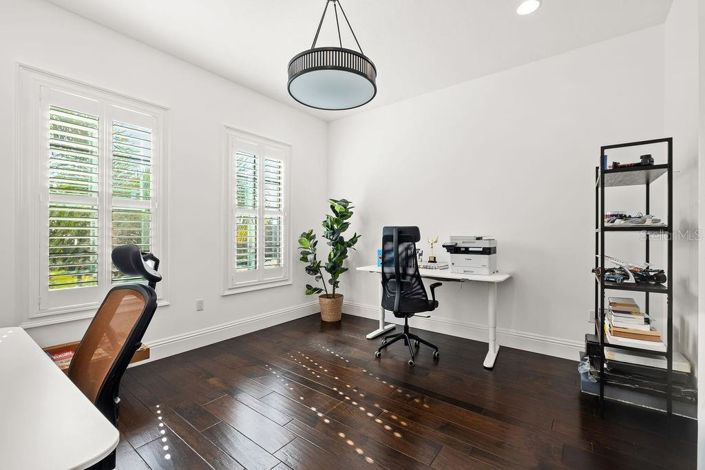 Image No.40-5 Bed Property for sale