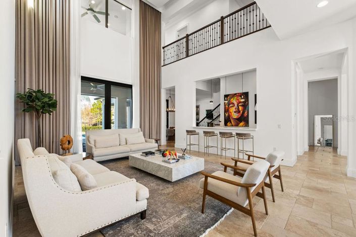 Image No.9-5 Bed Property for sale