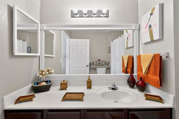 Image No.23-4 Bed Property for sale