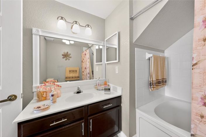 Image No.34-4 Bed Property for sale