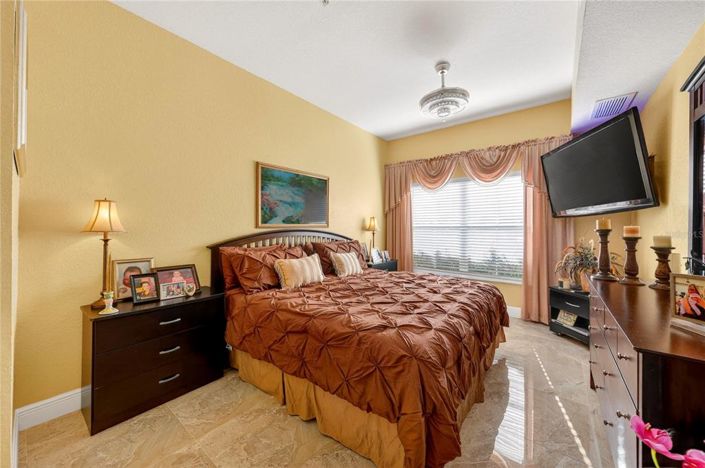 Image No.36-4 Bed Property for sale