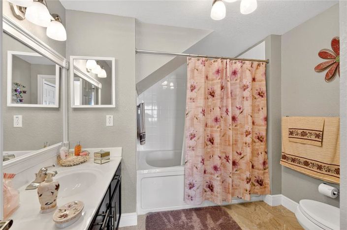 Image No.39-4 Bed Property for sale