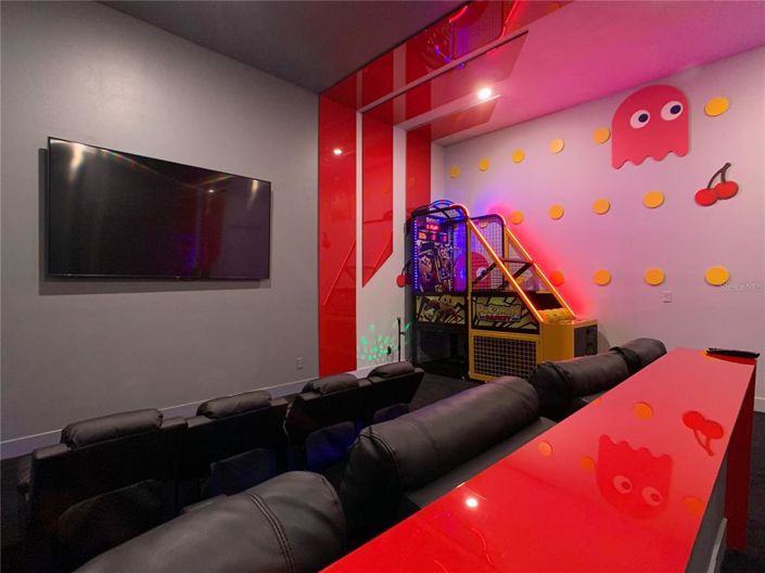 Image No.38-6 Bed Property for sale