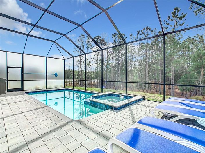 Image No.43-6 Bed Property for sale