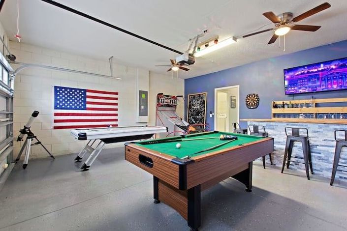 Image No.14-7 Bed Property for sale