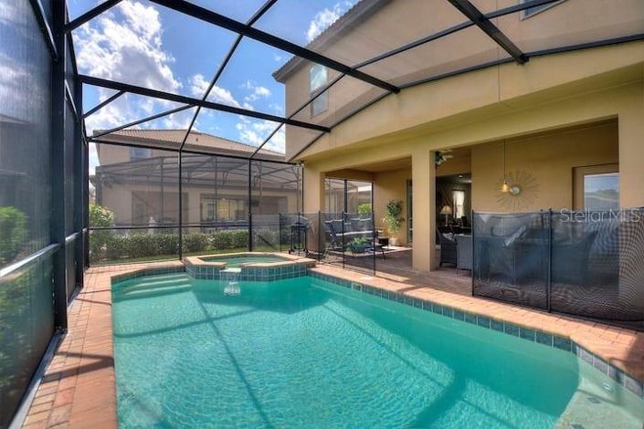 Image No.29-7 Bed Property for sale